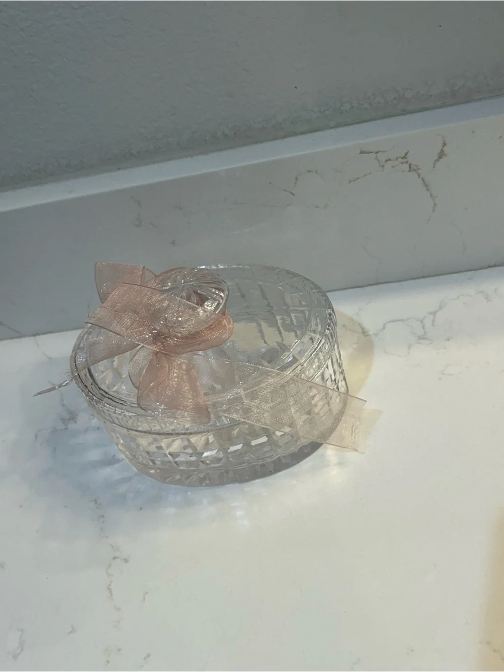 Crystal Glass Trinket Lidded Box intricate faceted panels with Pale Pink Ribbon